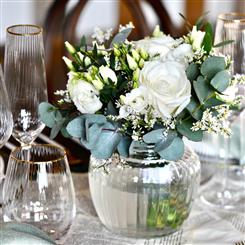 Table Arrangement Classic White